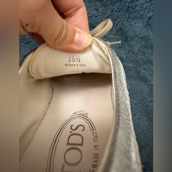 TOD'S Silver Sequin Espadrille Lace-Up Sneakers Sz 36.5/6 Quiet Luxury Designer - Picture 8 of 11